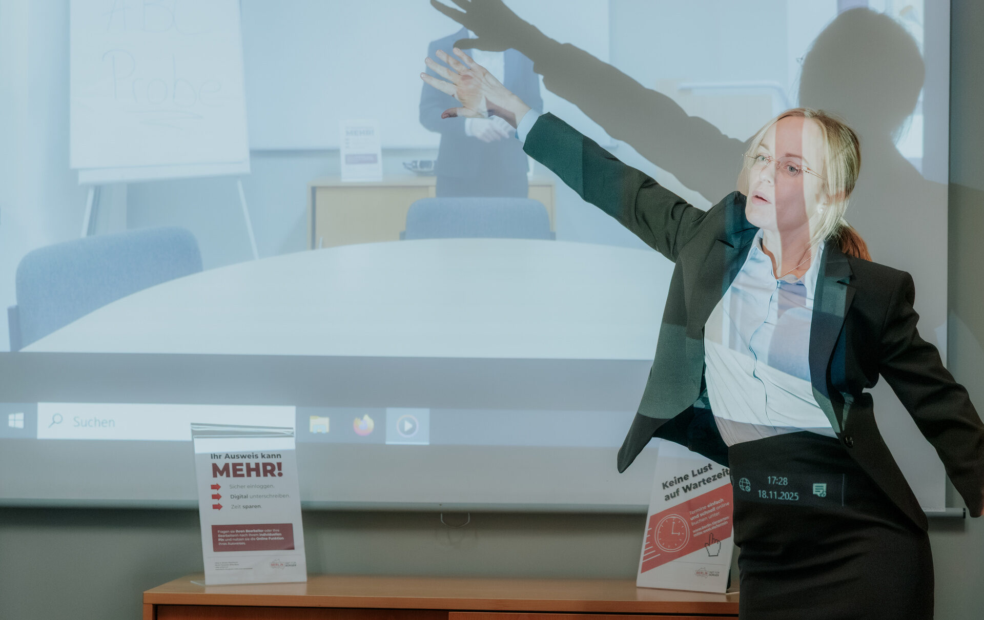 Nine to Five – Das Amt